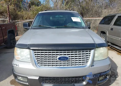 2004 Ford Expedition Xlt z USA, uszkodzony, nr VIN 1FMEU15W44LB04018